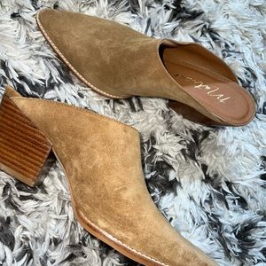 New, never worn NWOT, suede mules